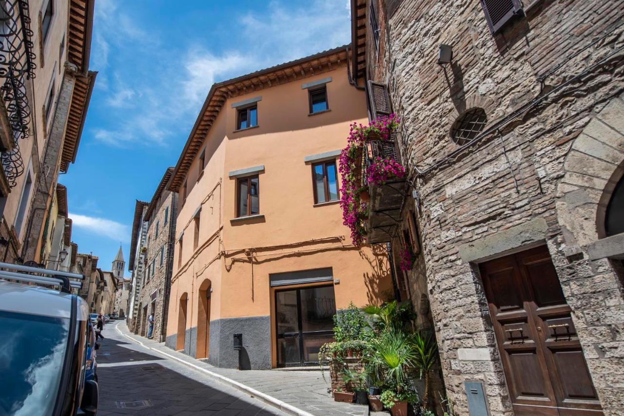 Lemon Tree Boutique Guest House Todi Exterior photo