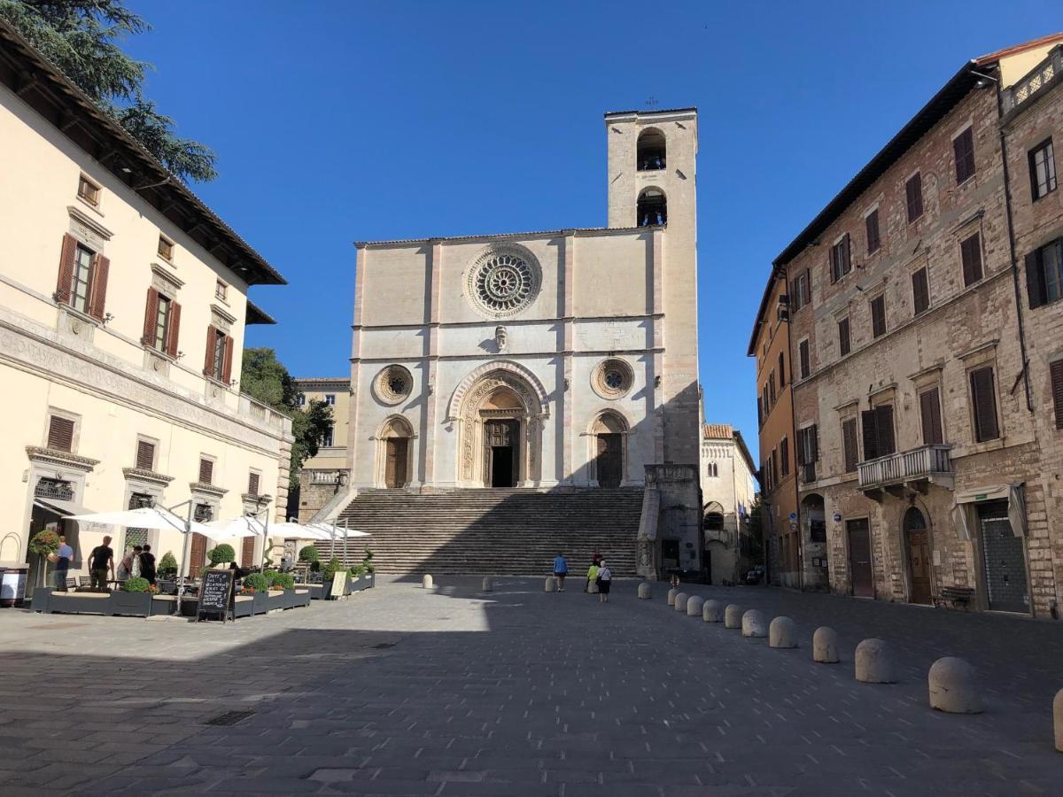 Lemon Tree Boutique Guest House Todi Exterior photo